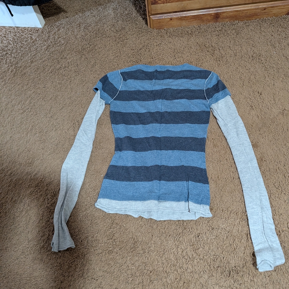 Converse Womens Long Sleeve Blue and Gray Striped Tee - Picture 2 of 3